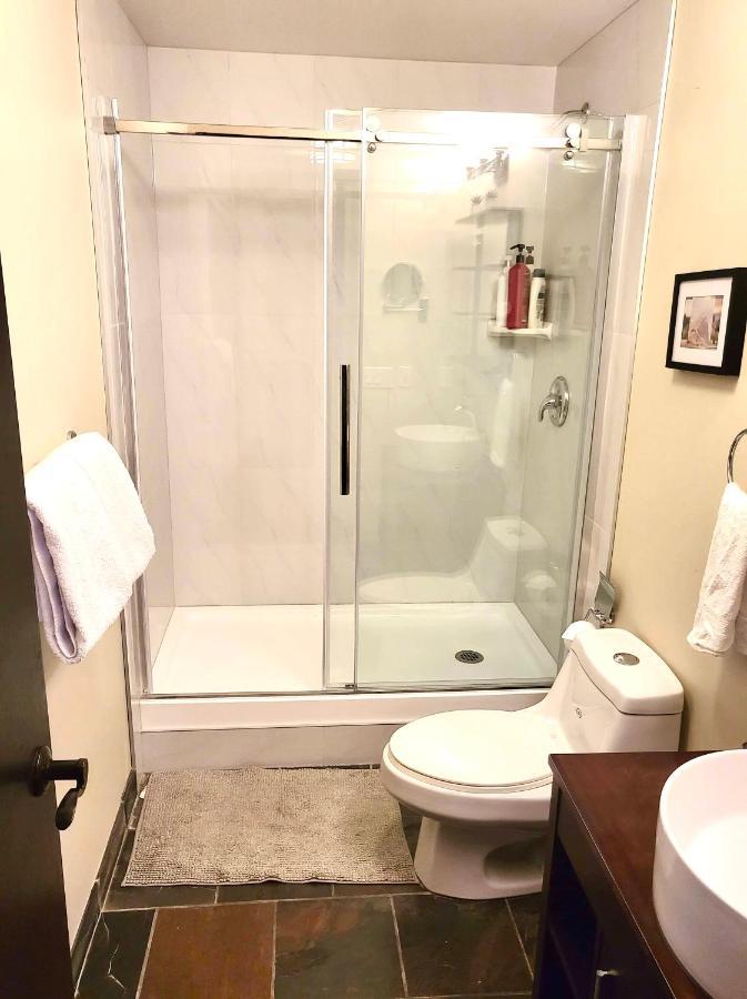 B&B Grand Rockies Resort 2Br 1Pullout Канмор Екстериор снимка