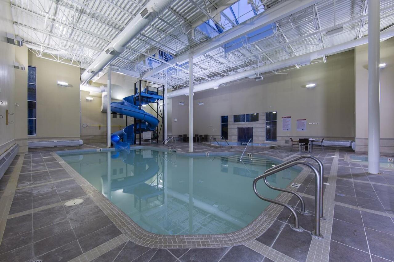 B&B Grand Rockies Resort 2Br 1Pullout Канмор Екстериор снимка